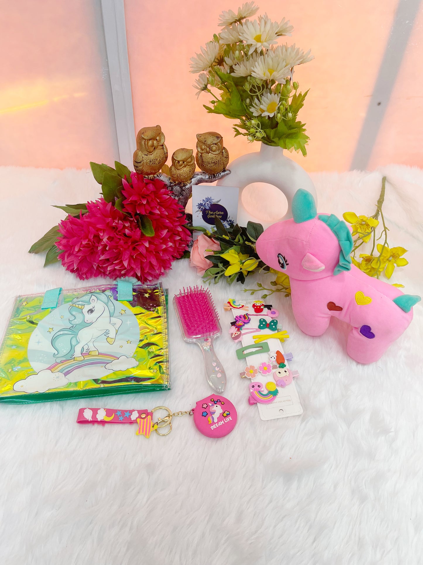 Unicorn hamper 2