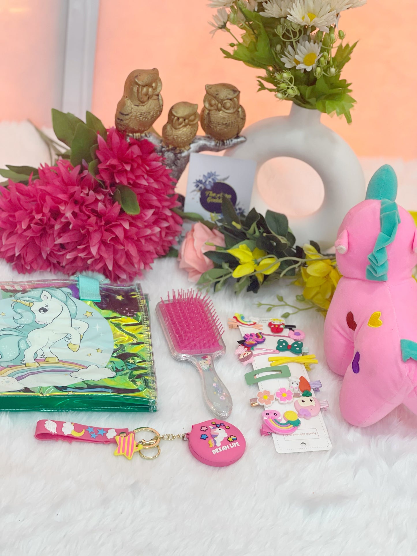Unicorn hamper 2