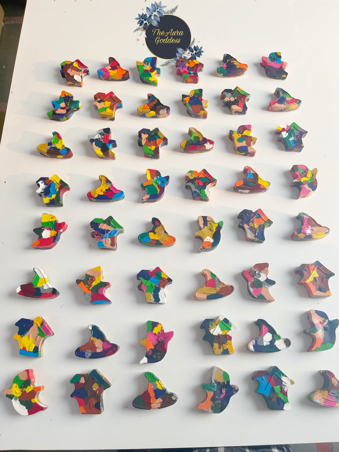 Halloween jumbo crayons