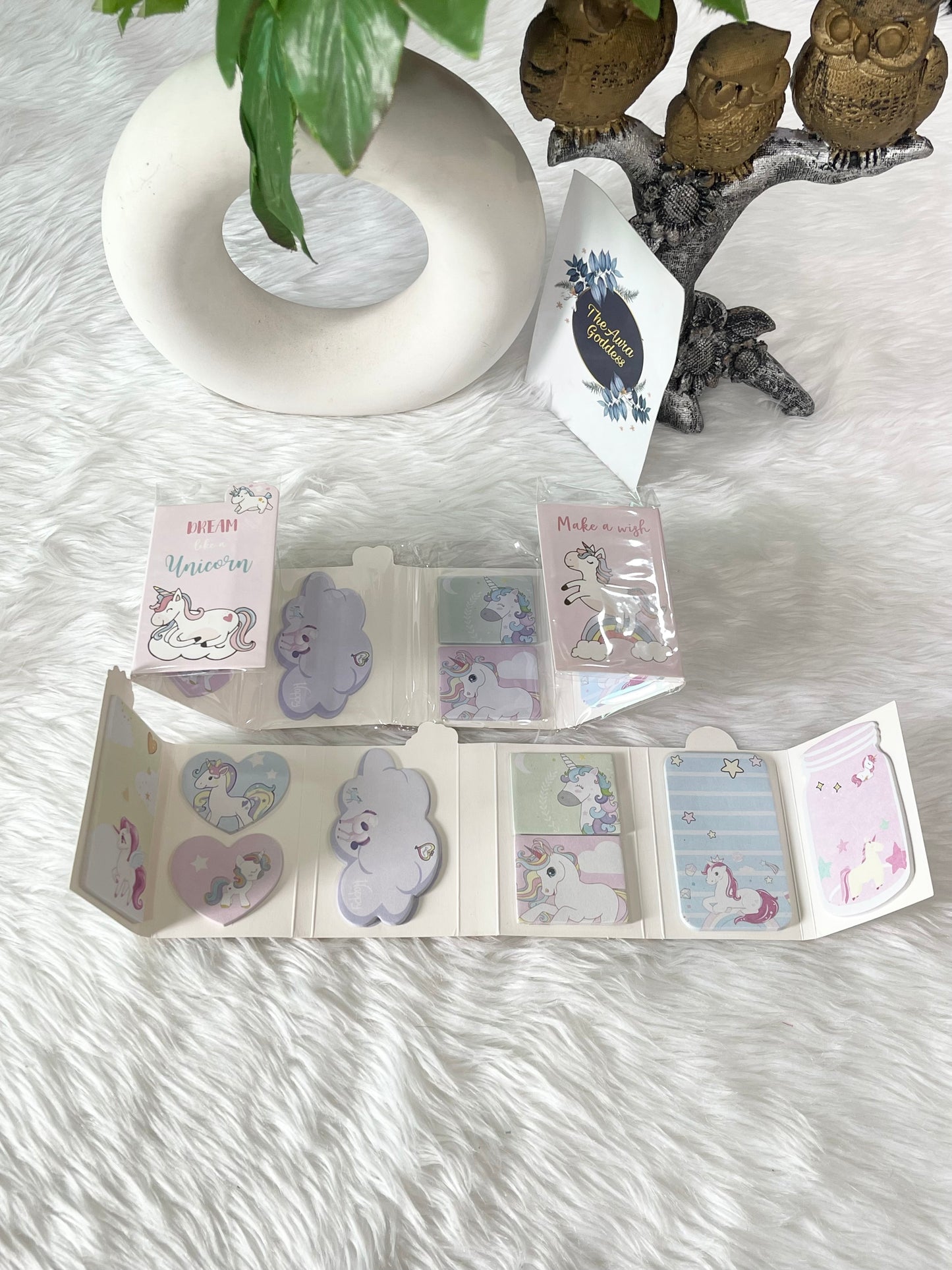 Unicorn folding sticky notes