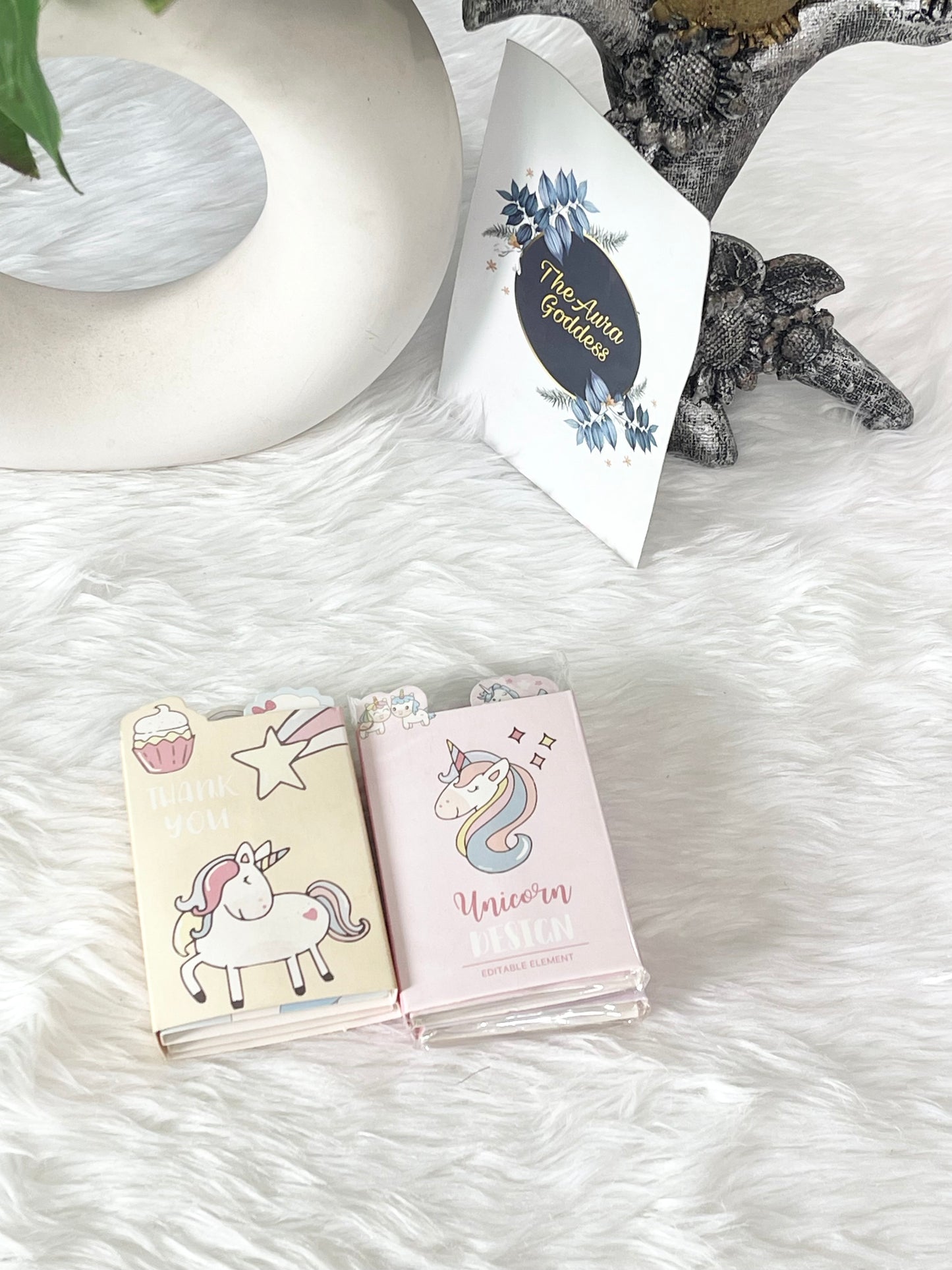 Unicorn folding sticky notes