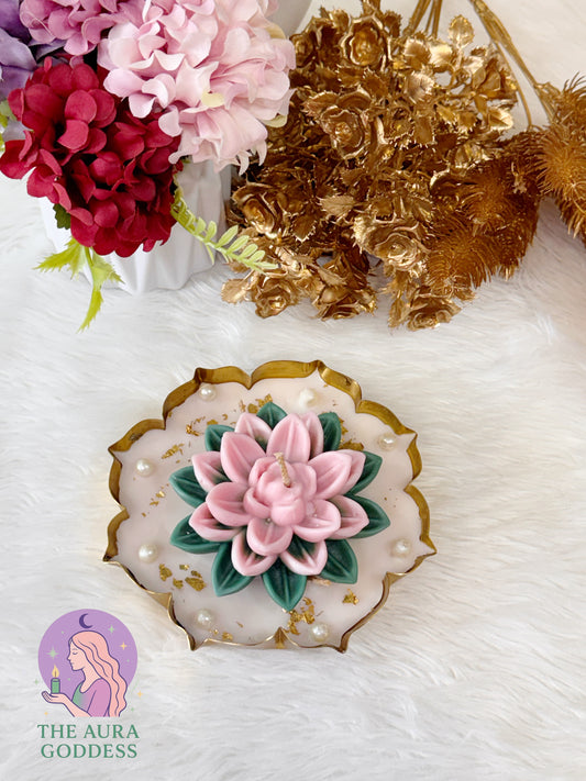 Pearl Blossom Lotus Urli Candle