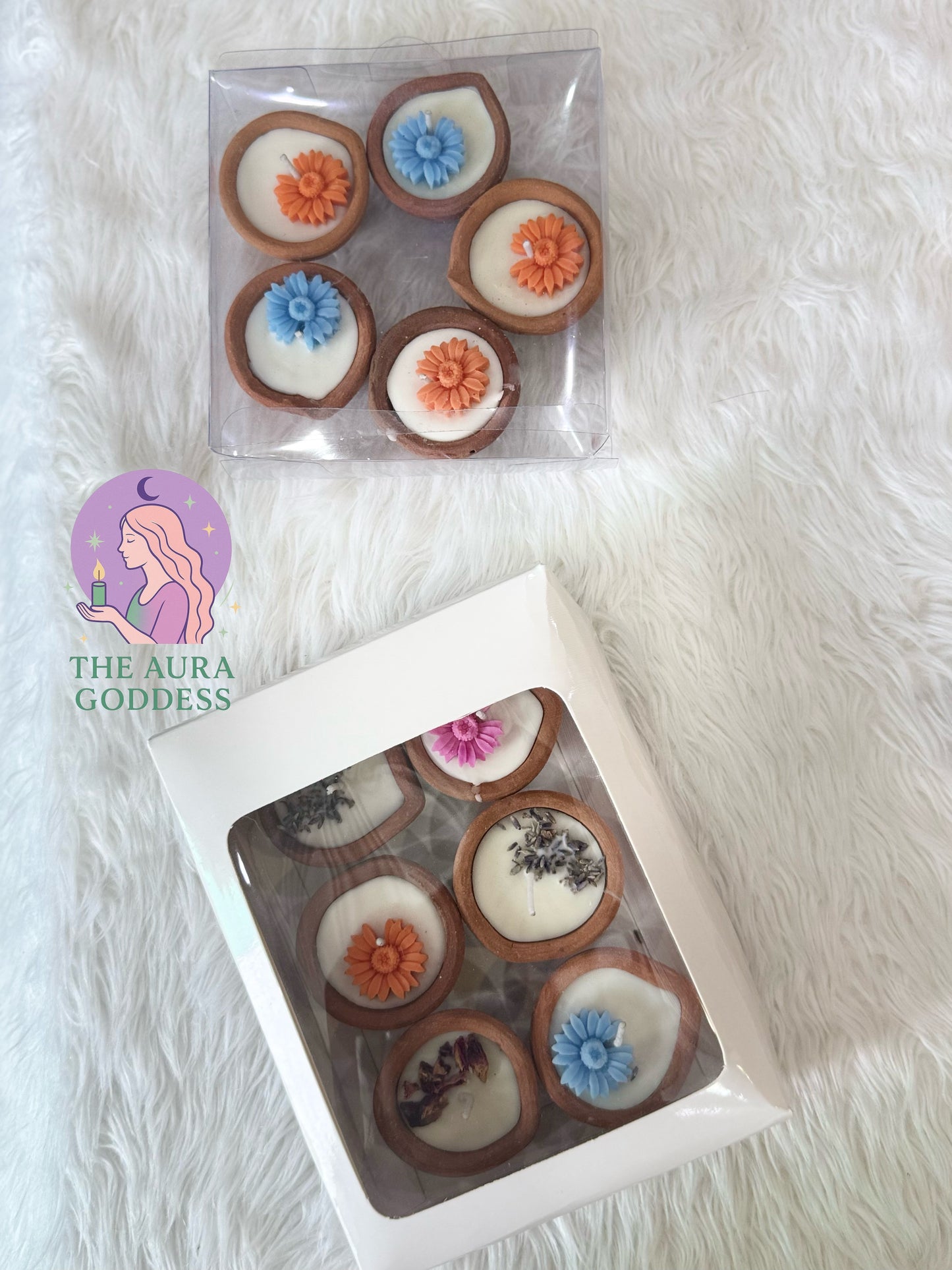 Diyas in boxes