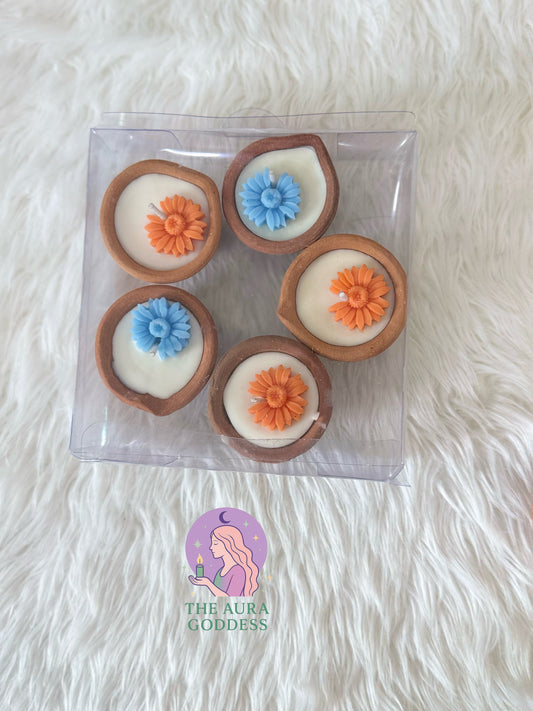 Diyas in boxes